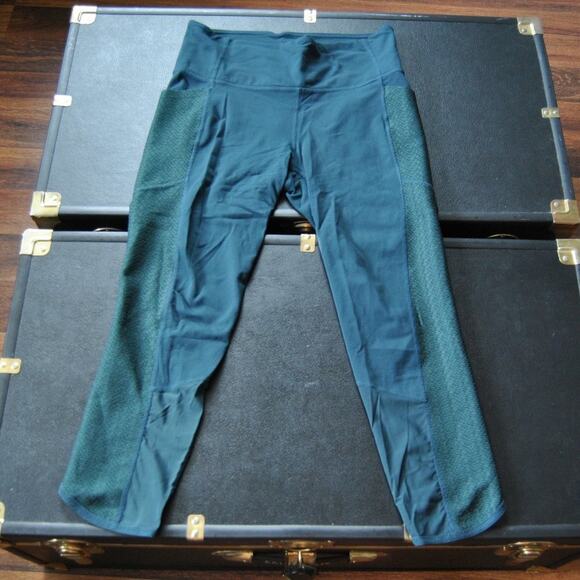 Athleta Medium Teal Textured Leggings with Pockets - Picture 1 of 7